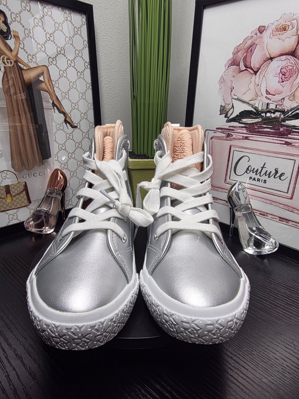 DKNY Girls High-Top Sneakers - Picture 4 of 9